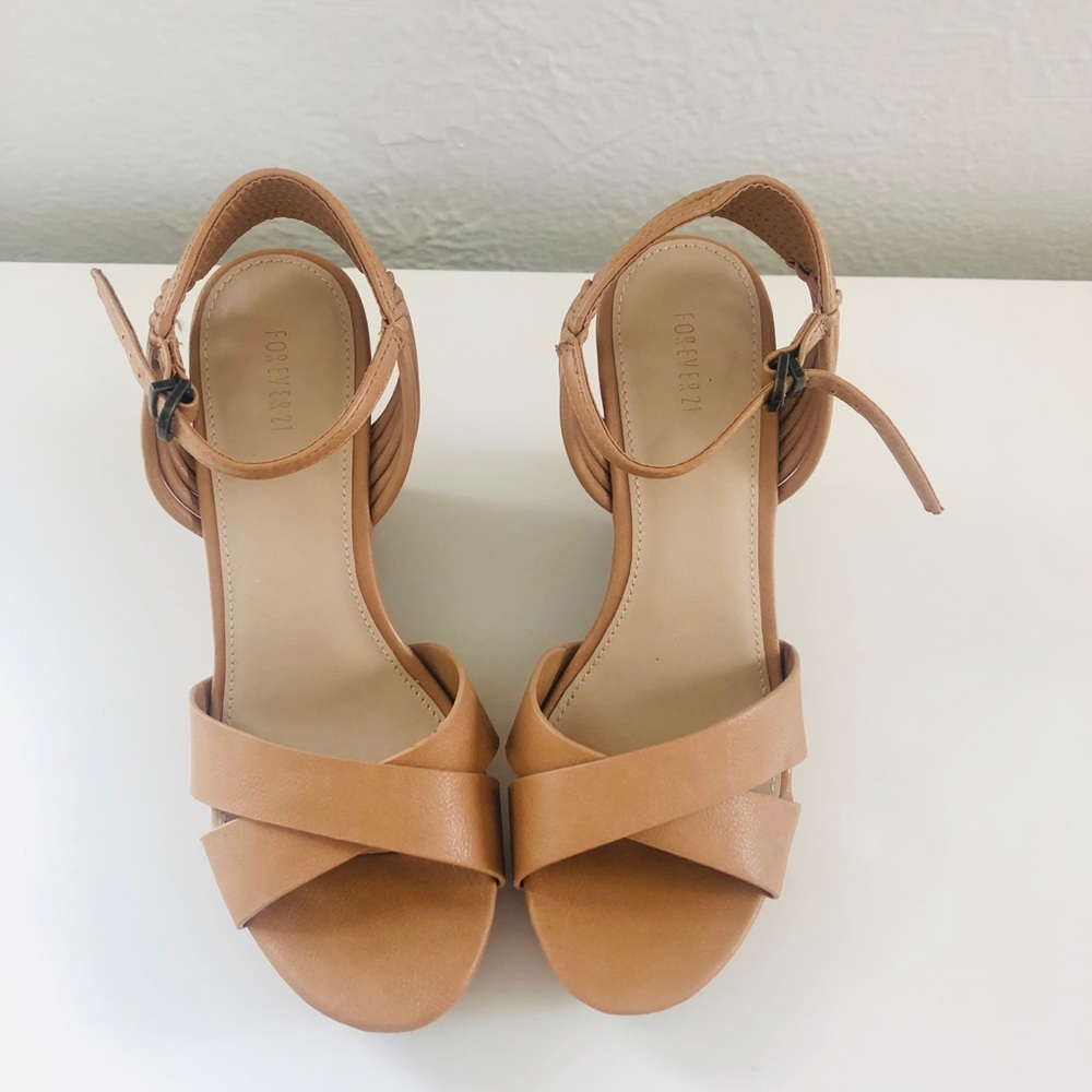 Forever 21 | Tan Wedge Faux Cork Sandals | Size 6